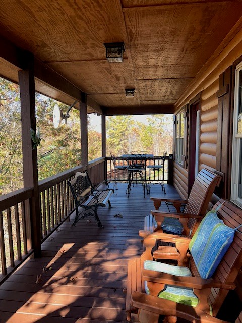  Covered deck